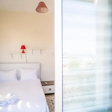 Romantiс Two-Bedroom Apartment With Sea View Girne Dış mekan fotoğraf