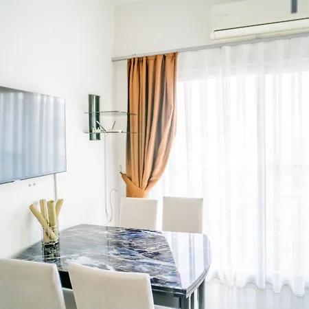 Romantiс Two-Bedroom Apartment With Sea View Girne Dış mekan fotoğraf
