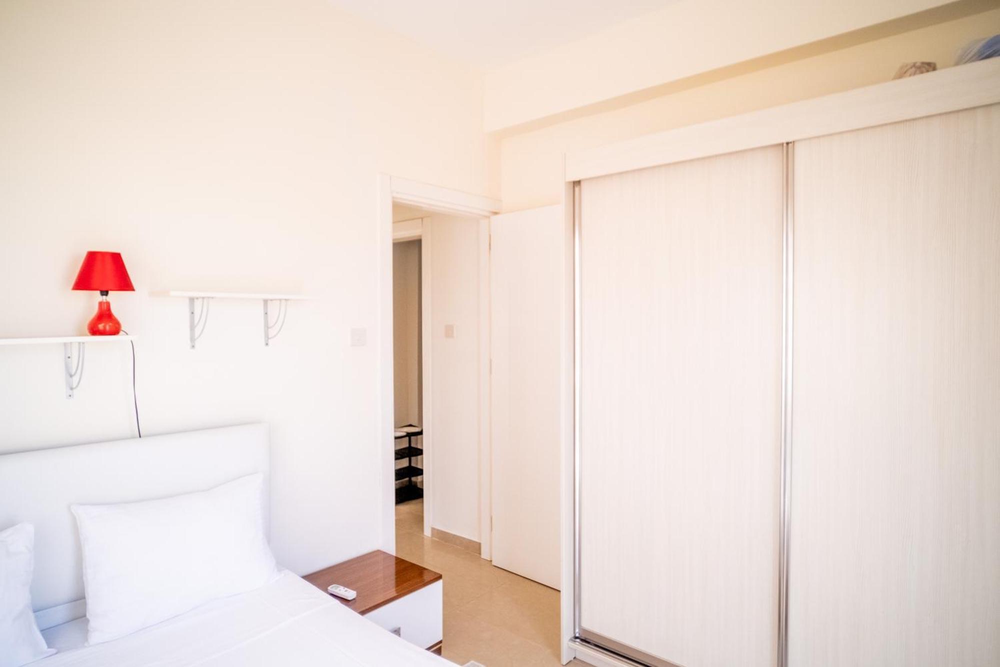 Romantiс Two-bedroom With Sea View Apartment *